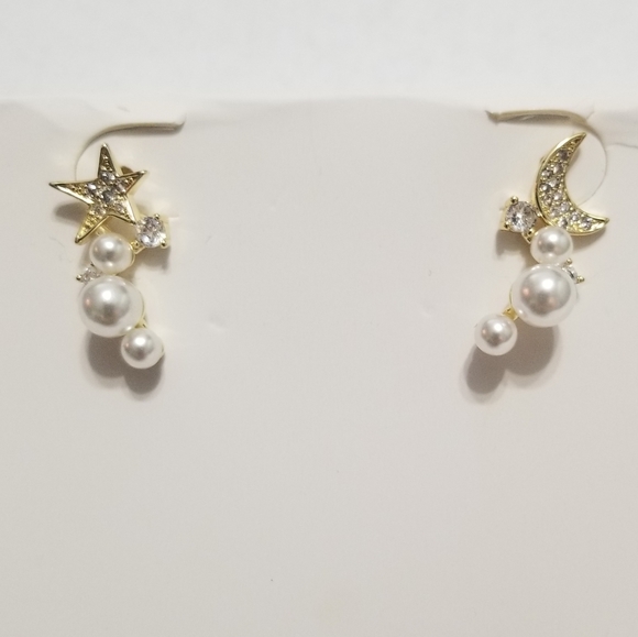 Moon Sun Pearl Earrings - Picture 2 of 5